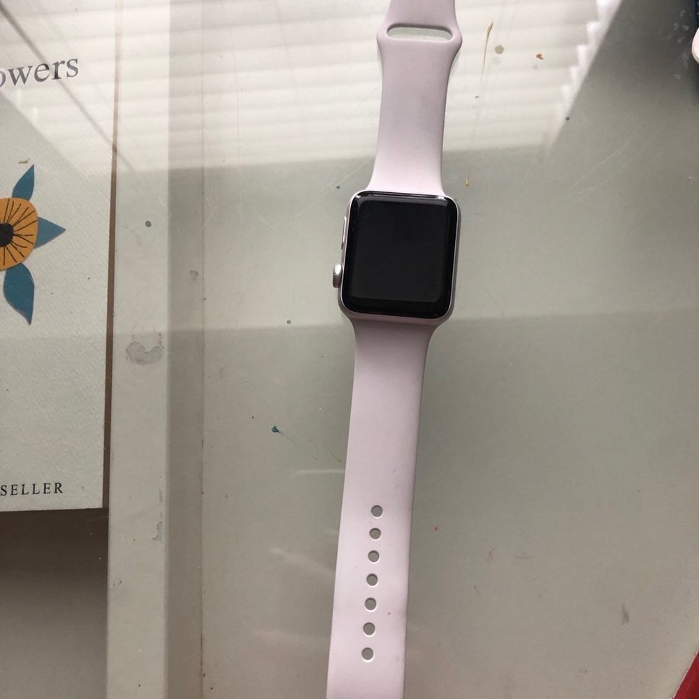SERIES 3 APPLE WATCH